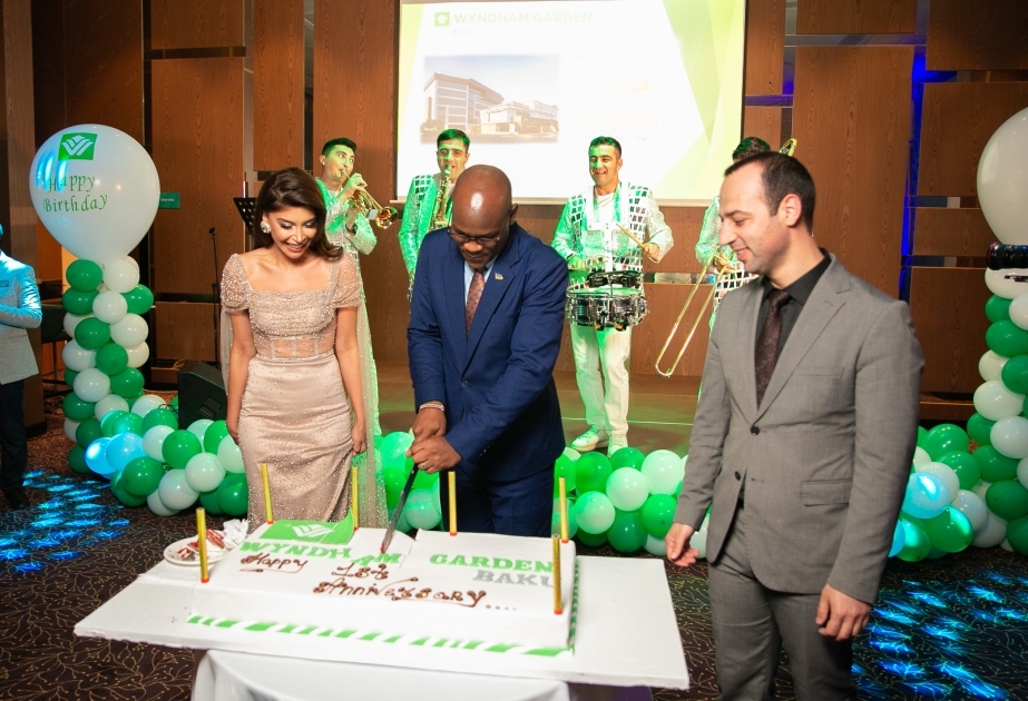 ®  “Wyndham Garden Baku” hoteli 1 yaşını qeyd edir