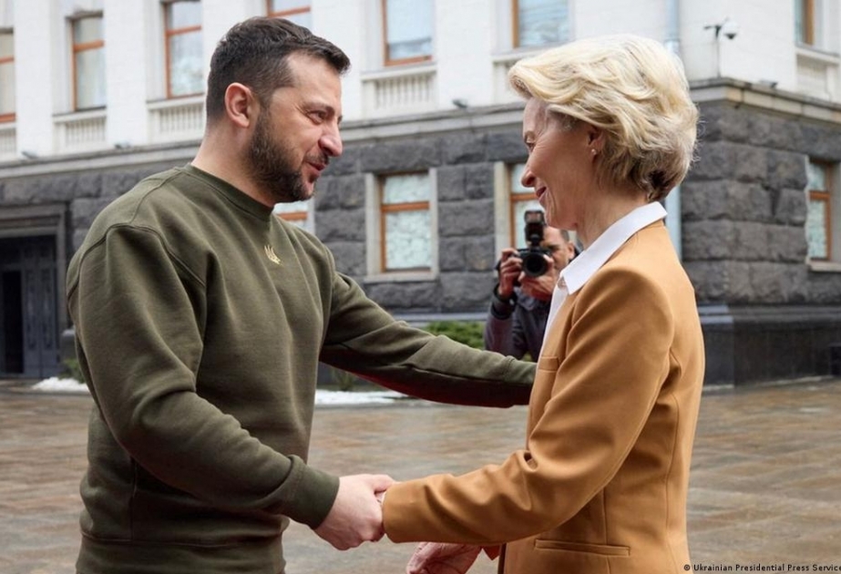 Avropa Komissiyasının başçısı Ursula Fon der Lyayen Kiyevə gəlib
