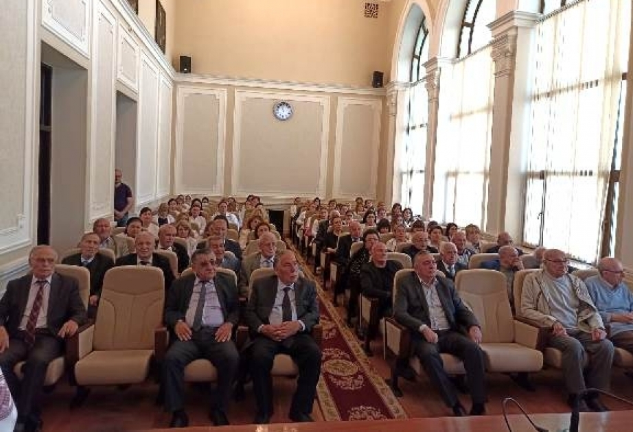 Kataliz və Qeyri-üzvi Kimya İnstitutunda 2023-cü il üzrə elmi hesabatlar dinlənilib