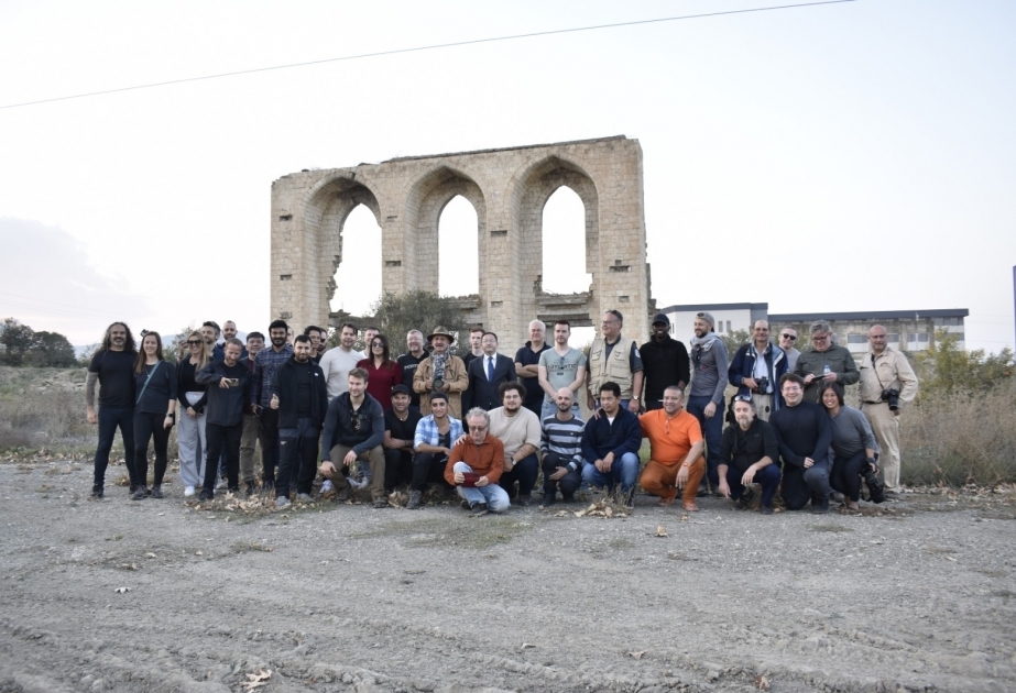 Viajeros internacionales de 26 países del mundo se familiarizan con el vandalismo armenio en Aghdam
