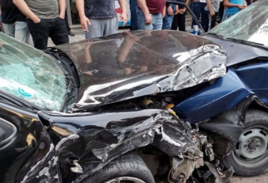 İmişlidə gəlin maşını qəzaya uğrayıb, 3 nəfər yaralanıb