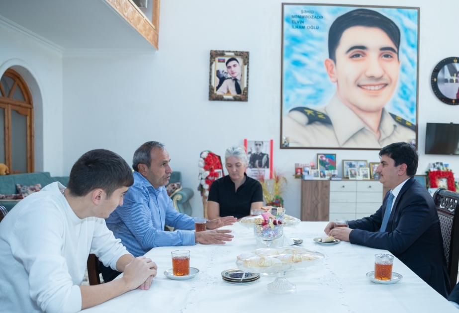 Samuxda şəhid leytenant Elvin Məmmədzadənin ailəsi ziyarət edilib