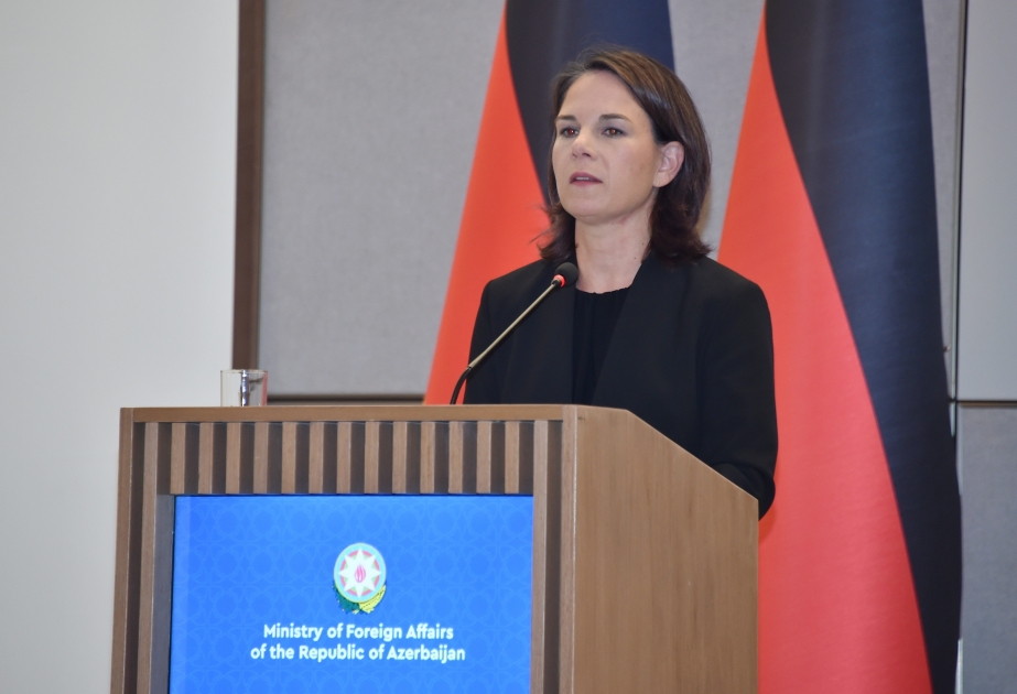Annalena Baerbock: "Siempre hemos apoyado la integridad territorial de Azerbaiyán"