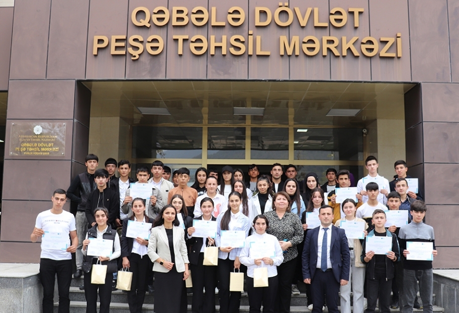 Qəbələdə Zəfər Gününə həsr olunan intellektual yarışın qalibləri müəyyənləşib