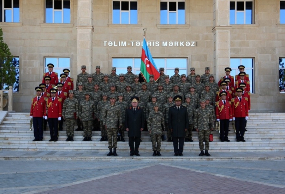 Əlahiddə Ümumqoşun Orduda növbəti buraxılış mərasimi keçirilib