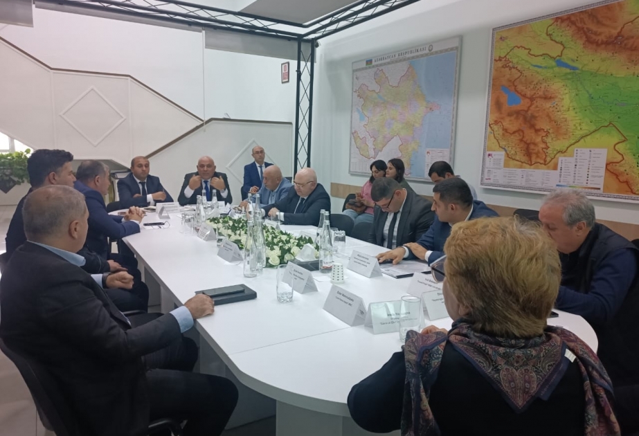İctimai dinləmədə Binəqədi rayonunda ağacların kəsilməsi faktı sərt şəkildə qınanılıb