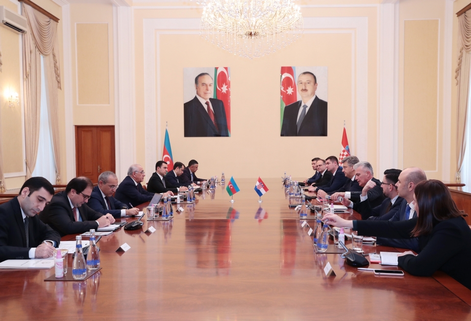Premierminister Ali Asadov trifft seinen kroatischen Amtskollegen