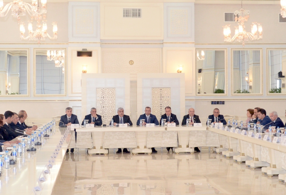 Parlament komitələrinin birgə iclasında 2024-cü ilin dövlət büdcəsi müzakirə edilib