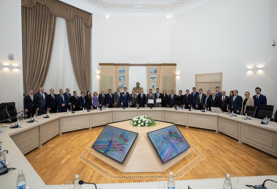 Energetika Nazirliyində Zəfər Gününə həsr olunmuş tədbir keçirilib