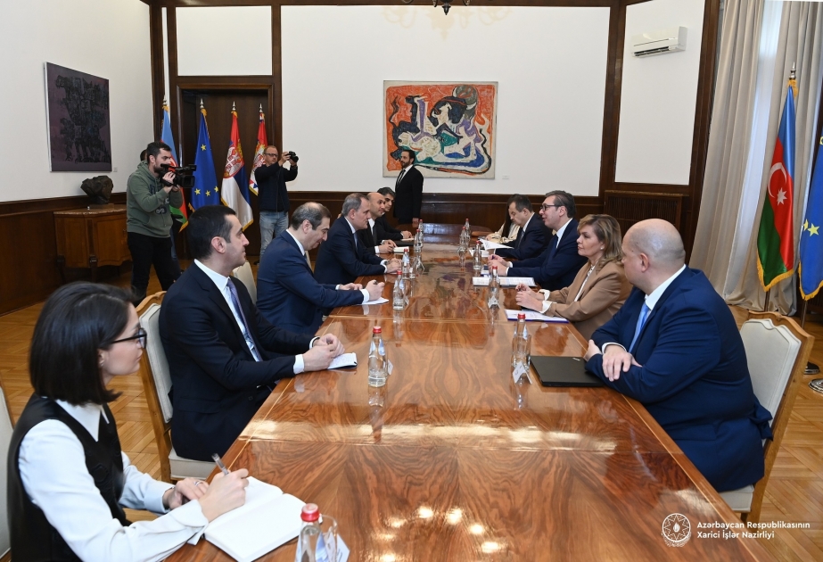 Serbiya Prezidenti Aleksandar Vuçiç Azərbaycanın xarici işlər naziri Ceyhun Bayramovla görüşüb