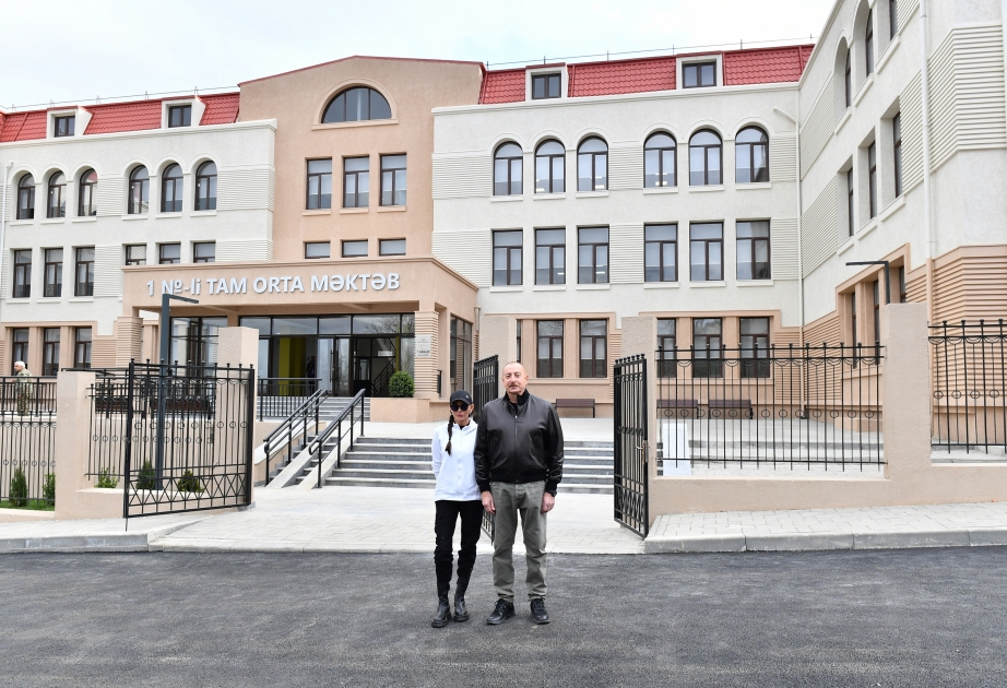 舒沙市第1中学落成