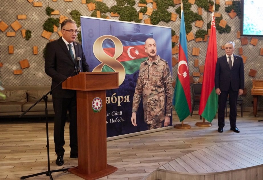 Minskdə Zəfər Günü ilə bağlı rəsmi qəbul keçirilib