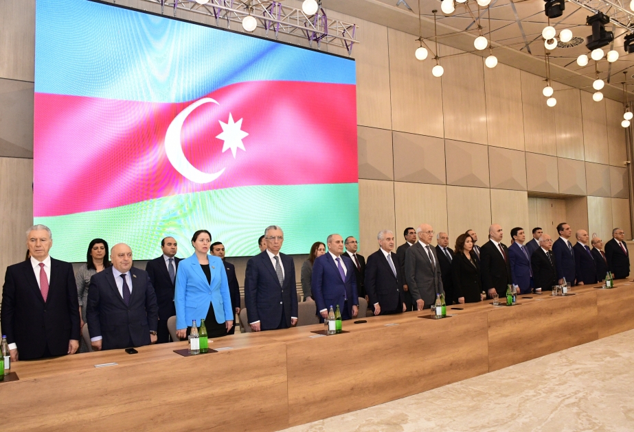 YAP-ın təşkilatçılığı ilə “Nə? Harada? Nə zaman?” intellektual oyununun final mərhələsinin mükafatlandırma mərasimi keçirilib