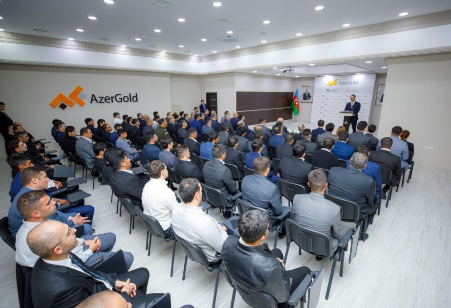 “AzerGold” QSC-də Zəfər Günü münasibətilə görüş keçirilib