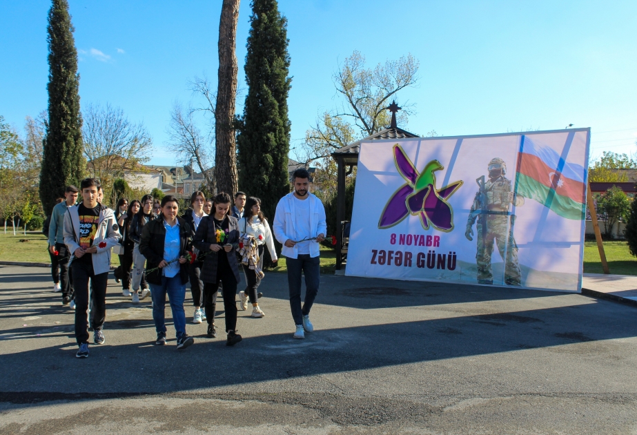 Region gəncləri Zəfər Günü və Dövlət Bayrağı Gününü qeyd edib