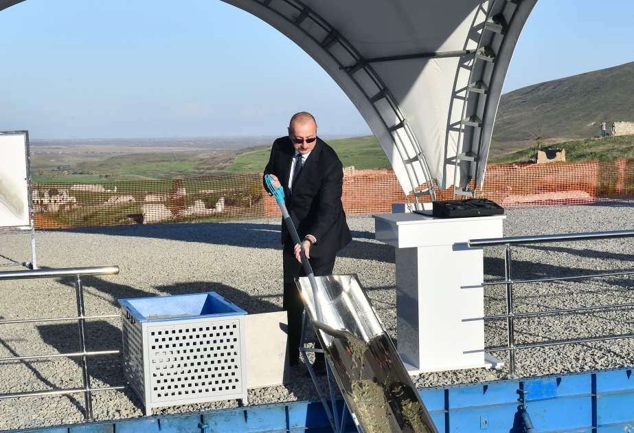 Prezident İlham Əliyev Füzuli rayonunda Qarğabazar kəndinin təməlini qoyub YENİLƏNİB VİDEO