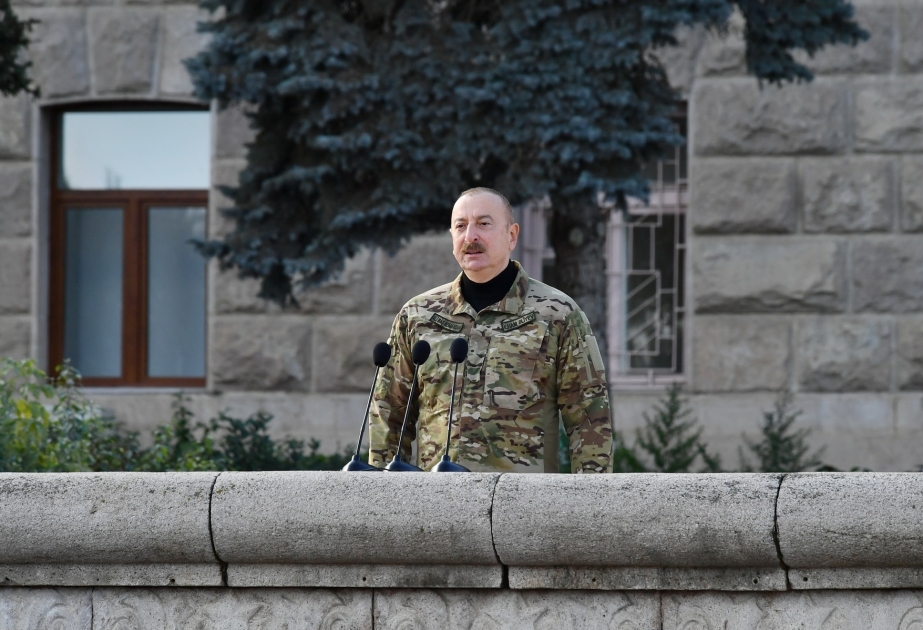 Ilham Aliyev: "Los soldados y oficiales azerbaiyanos han demostrado verdadero heroísmo en el campo de batalla durante 44 días"