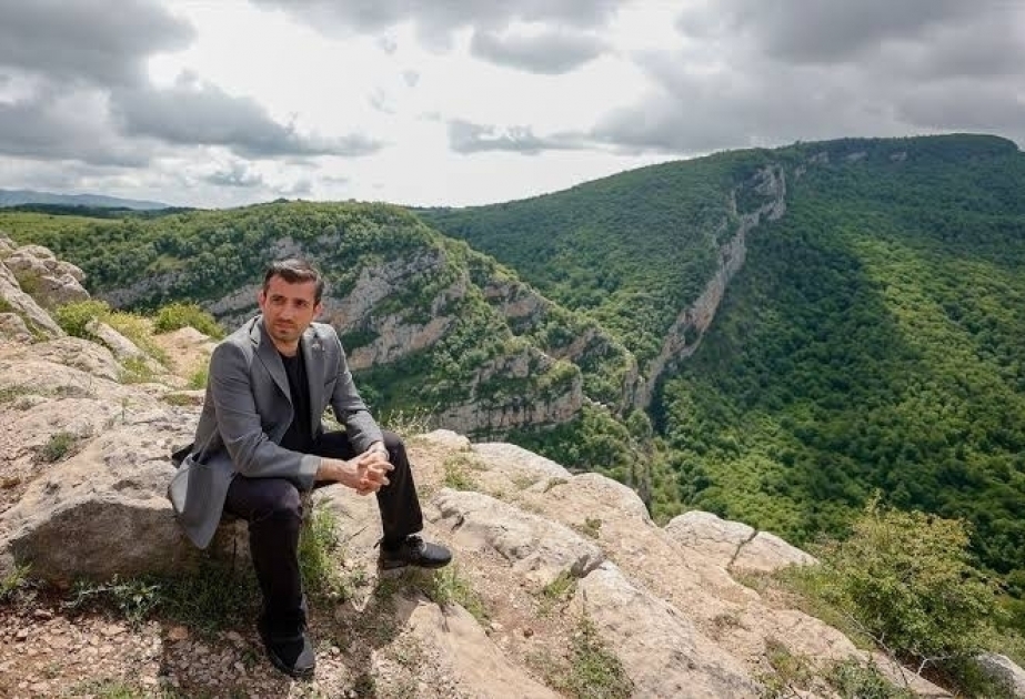 Сельчук Байрактар: Продолжая братство, которое продемонстрировали миру, мы и впредь будем солидарны