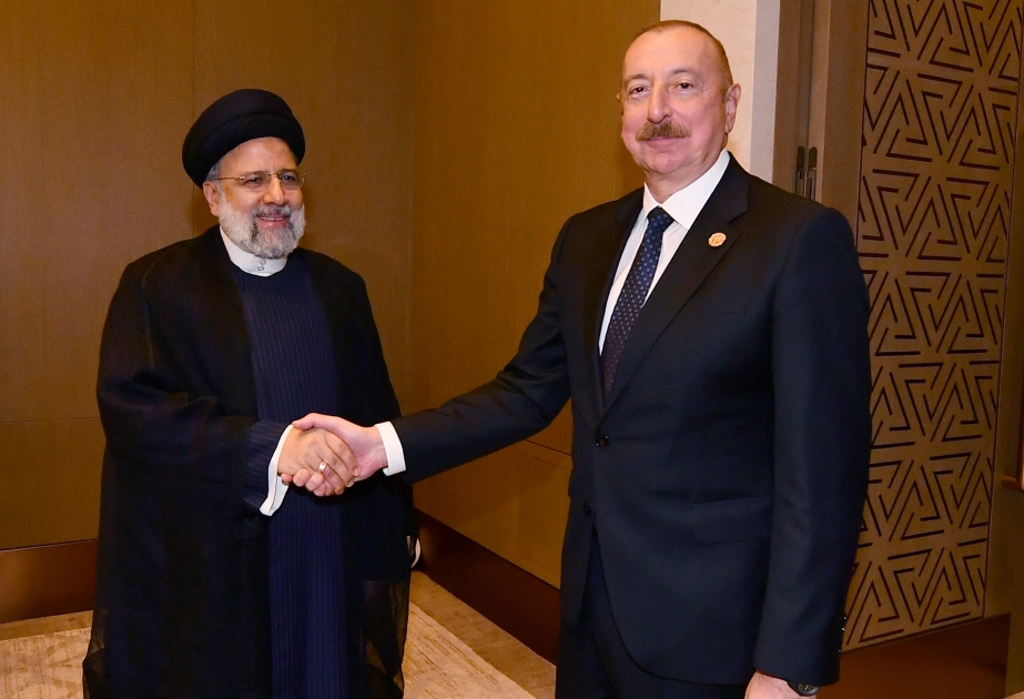 Ebrahim Raisi: "Observamos que la situación del transporte y el tránsito mejora día a día"