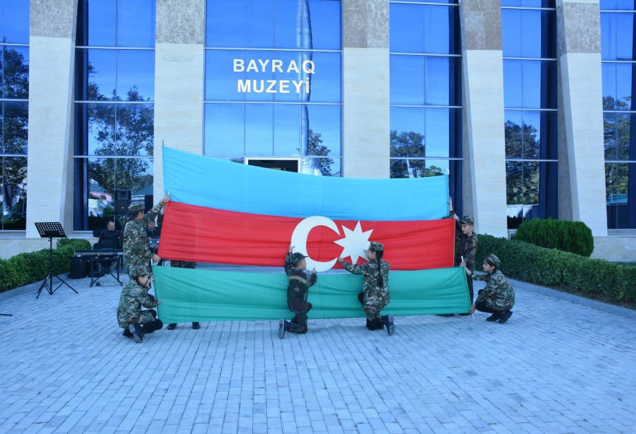 Göyçayda Dövlət Bayrağı Günü qeyd edilib