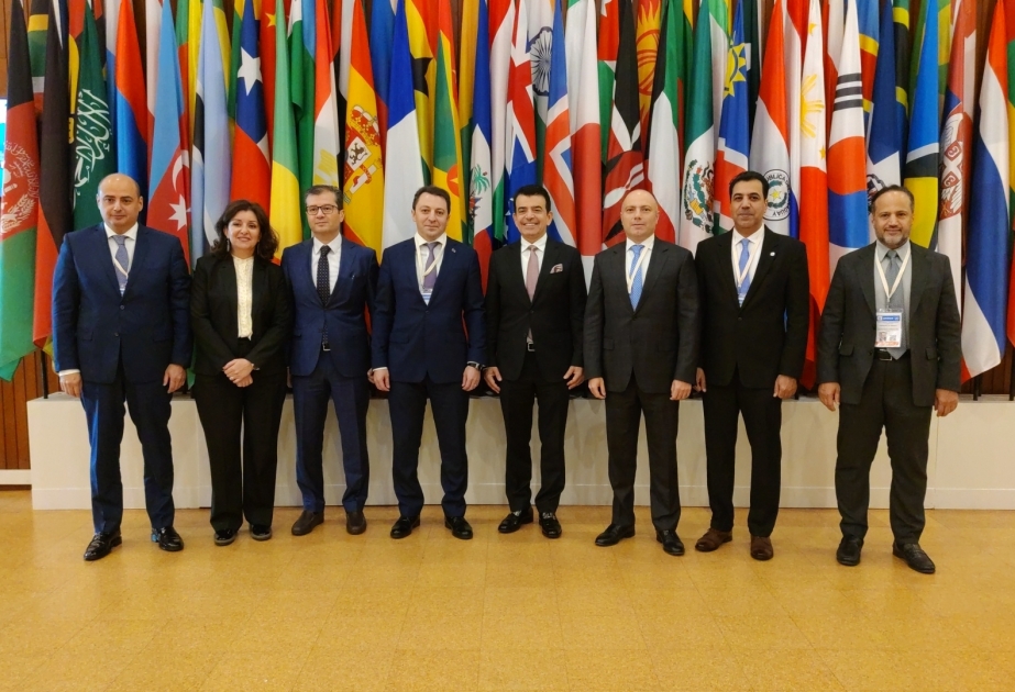 L'Azerbaïdjan et l'ICESCO procédent à un échange de vues sur les perspectives de leur coopération