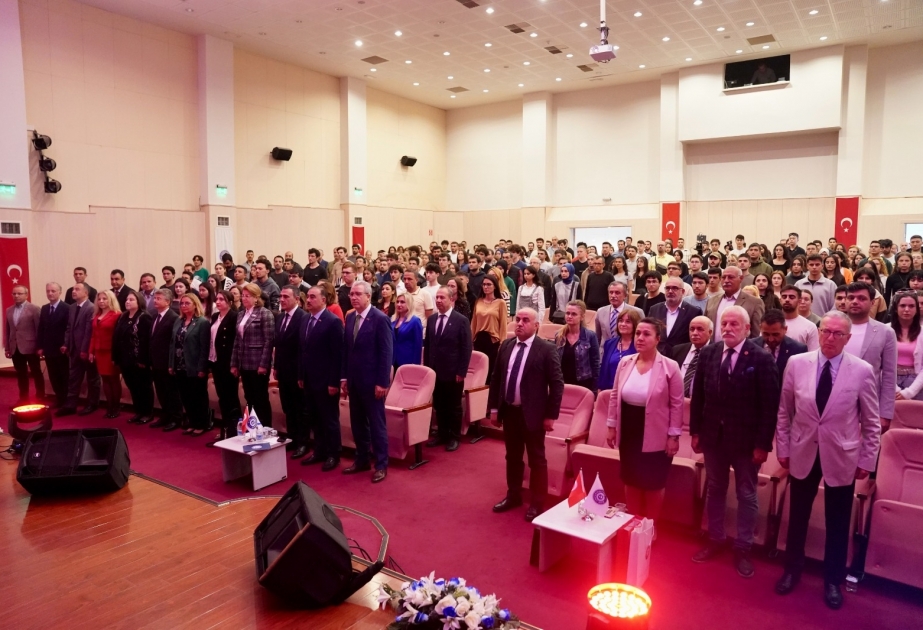 Türkiyə Cümhuriyyətinin və Ulu Öndərin 100 illik yubileyi Ege Universitetində qeyd edilib