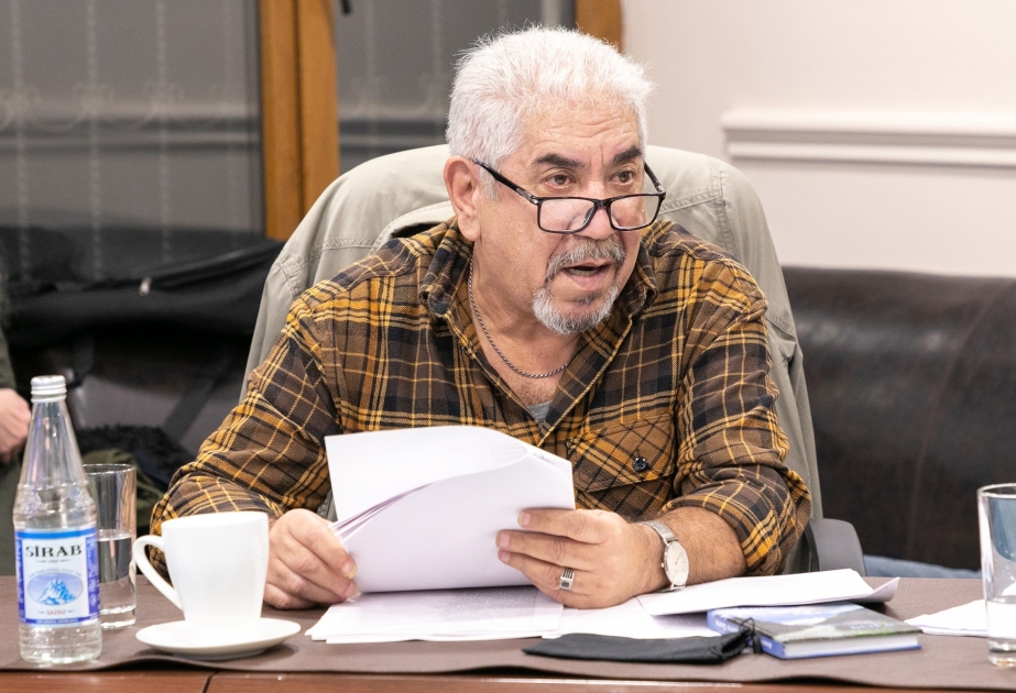 Bakıdakı Rus evində şair Ələddin Yaqubov ustad dərsi keçib