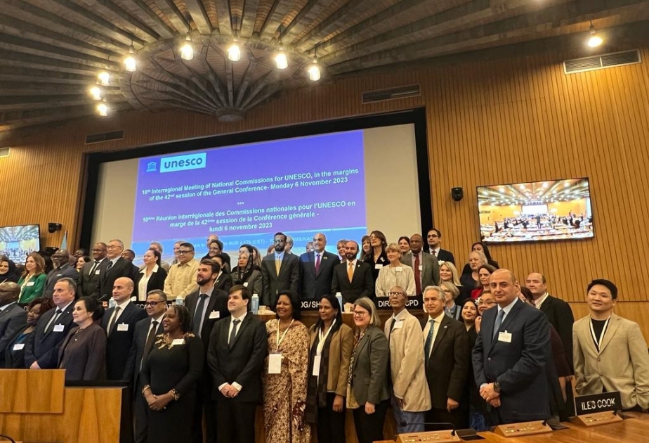 Parisdə UNESCO-ya üzv dövlətlərin milli komissiyalarının 10-cu regionlararası iclası keçirilib