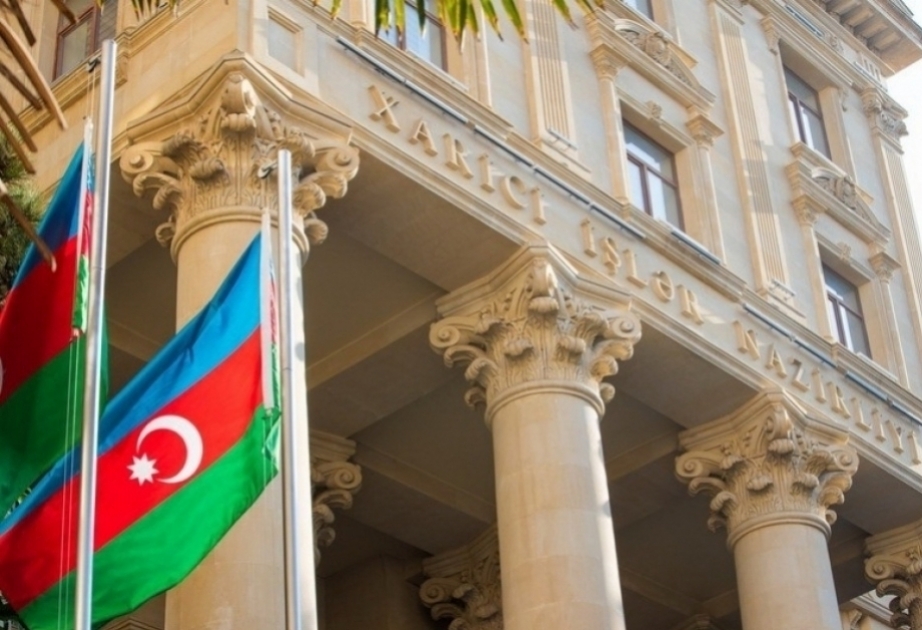 Azerbaijan’s Foreign Ministry strongly condemns delivery of offensive armored vehicles by France to Armenia