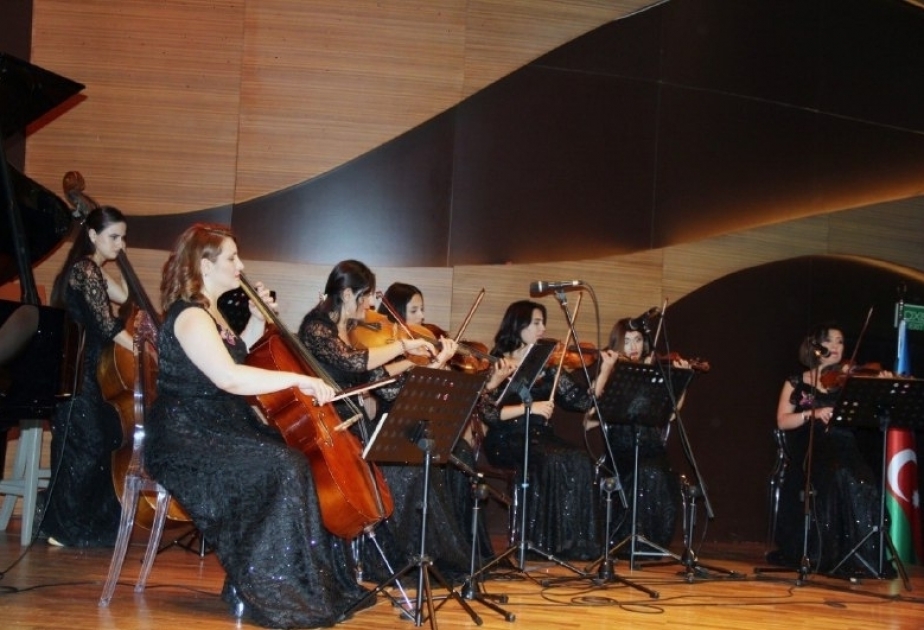 Beynəlxalq Muğam Mərkəzində Fidan Hacıyevanın Vokal Musiqi Məktəbinin konserti olub