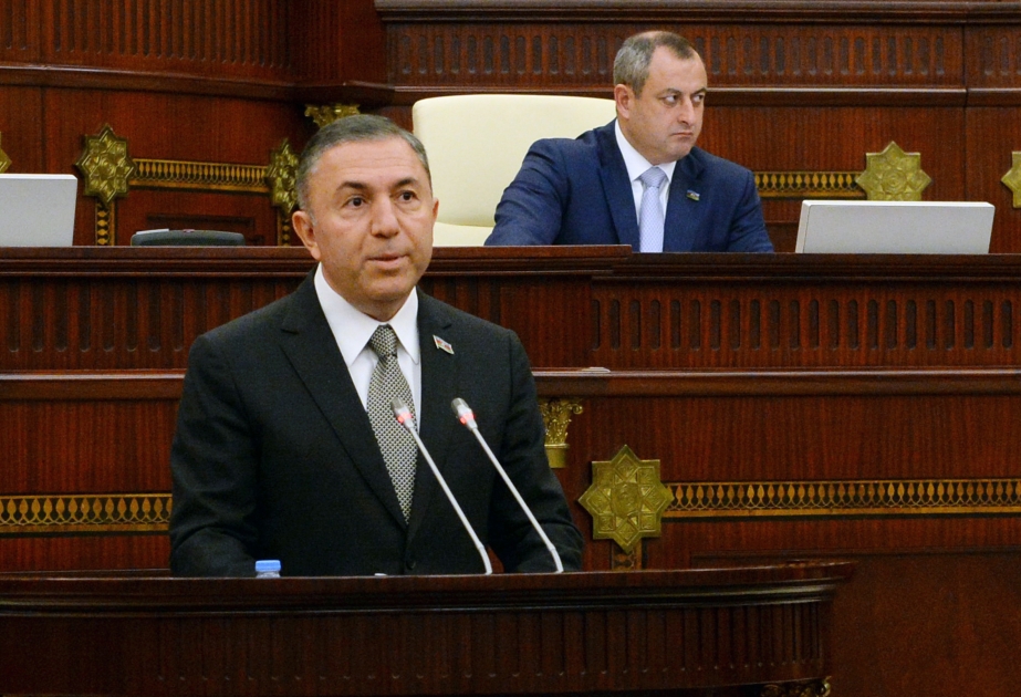 Tahir Mirkişili: 2024-cü ildə qlobal iqtisadi artımın 2,1-2,9 faiz arasında olması gözlənilir