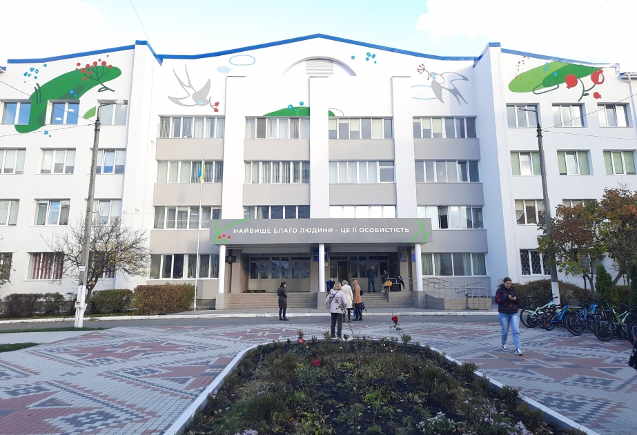 В одной из средних школ Украины начали преподавать азербайджанский язык как предмет –  специальный РЕПОРТАЖ АЗЕРТАДЖ