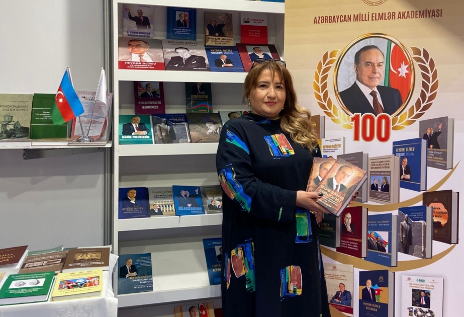 Əlyazmalar İnstitutunun nəşrləri Bakı Beynəlxalq Kitab Sərgisində nümayiş olunur