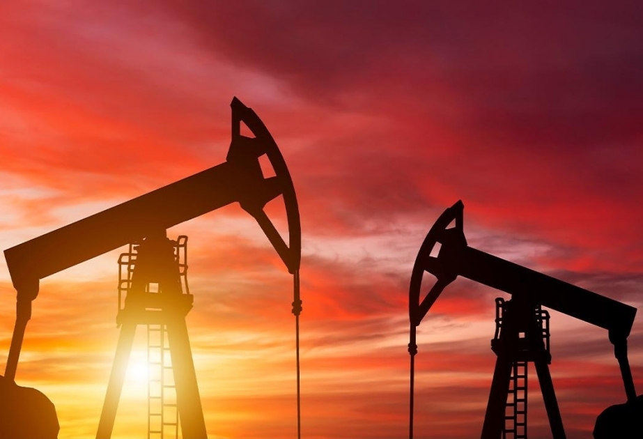 Azerbaijani oil price surges in world markets