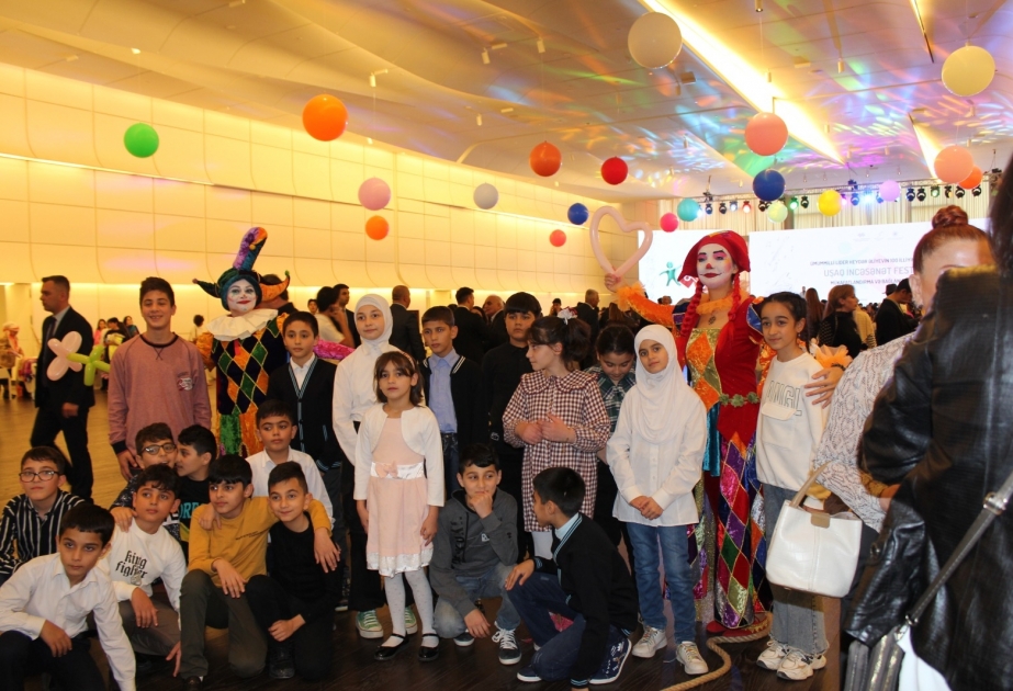 Kitabxana Uşaq İncəsənət Festivalının mükafatlandırma mərasimində fəal iştirak edib