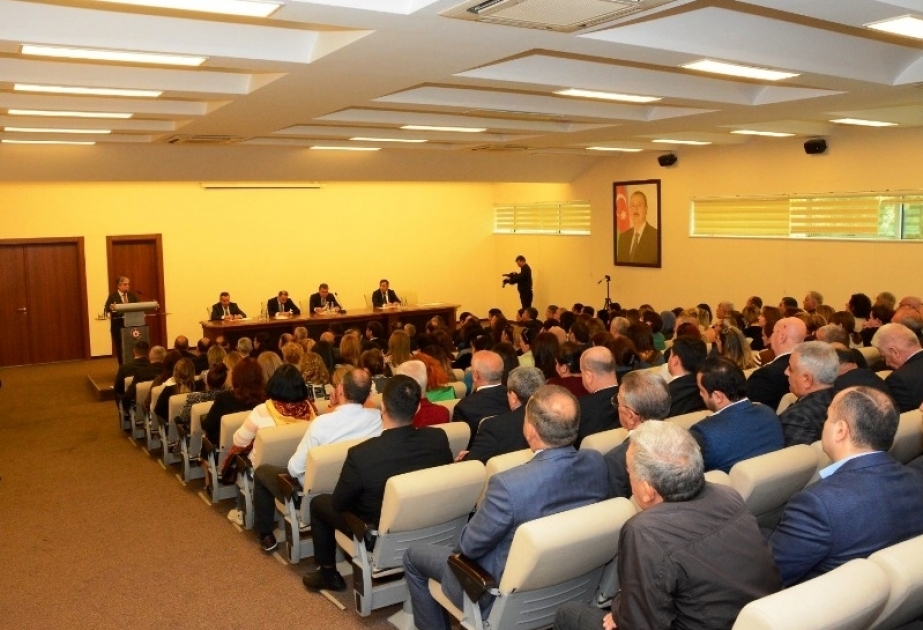 السلطة التنفيذية للعاصمة باكو تعقد مشاورات لدى أحياء العاصمة عشية الشتاء
