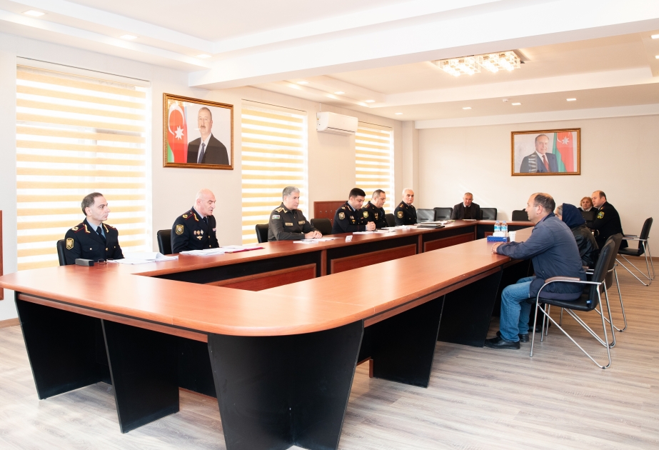 Daxili işlər naziri Gəncədə vətəndaşlarla görüşüb və sıra baxışı keçirib VİDEO
