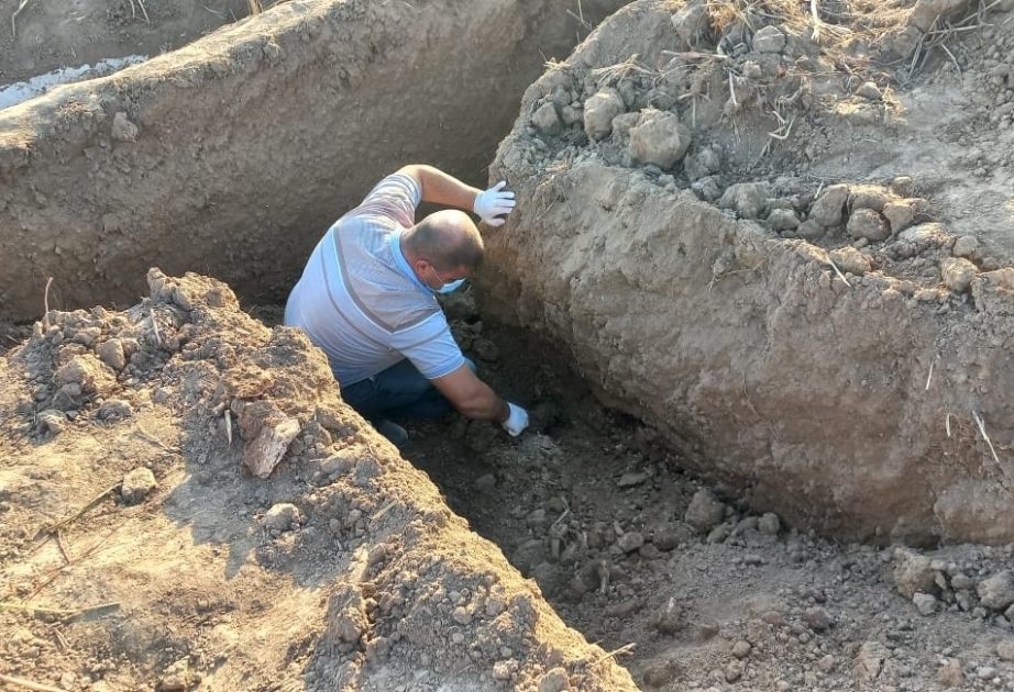 Могилы, обнаруженные в Агдаме, предположительно относятся ко временам Кавказской Албании ОБНОВЛЕНО