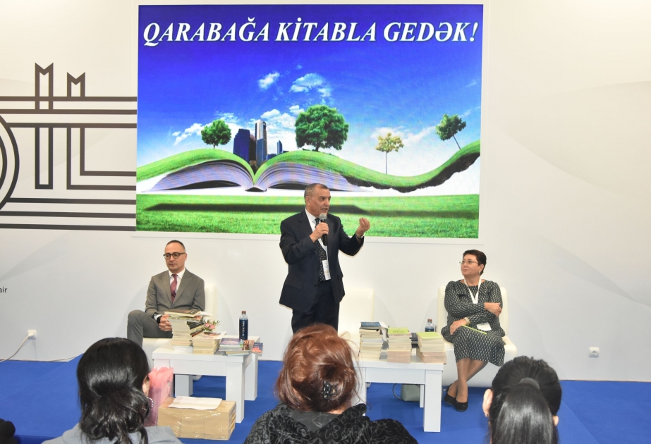 “Qarabağa kitabla gedək” layihə çərçivəsində kitab hədiyyə etmə mərasimi keçirilib