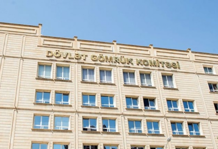 Gömrük rəsmiləşdirilməsinin tezləşdirilməsi müqabilində pul alan şəxs ifşa olunub