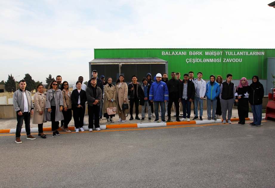 Əcnəbi tələbələr üçün “Təmiz Şəhər”in təsərrüfat sahələrinə məlumat turu təşkil edilib