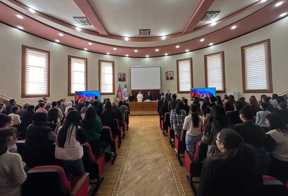 BDU-da “Tarixin Heydər Əliyev Zirvəsi” adlı tədbir keçirilib