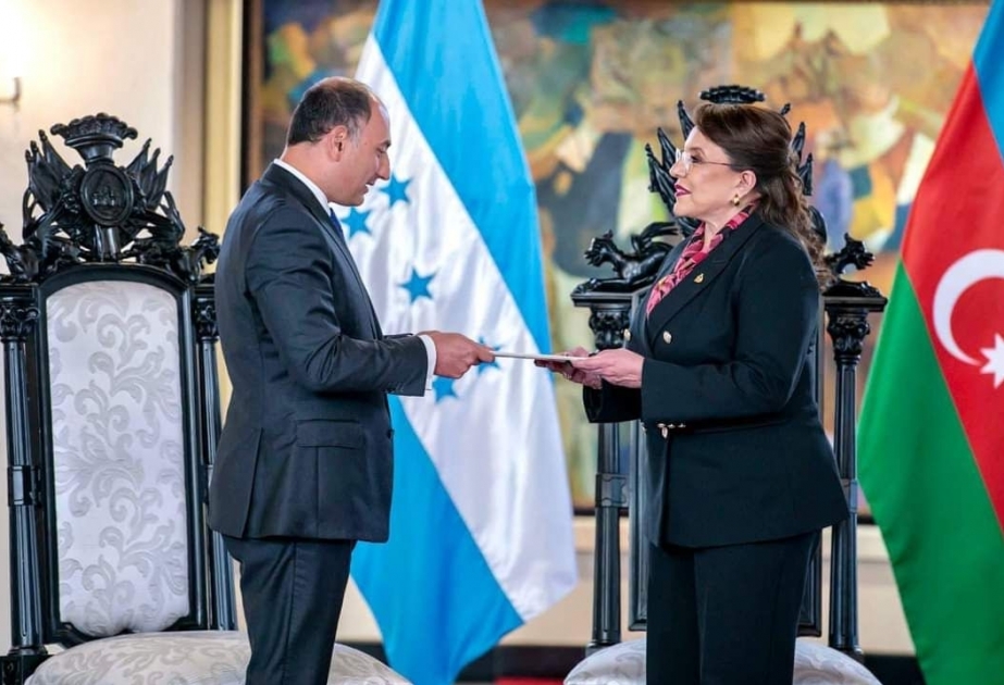 Azerbaijani Ambassador presents his credentials to President of Honduras