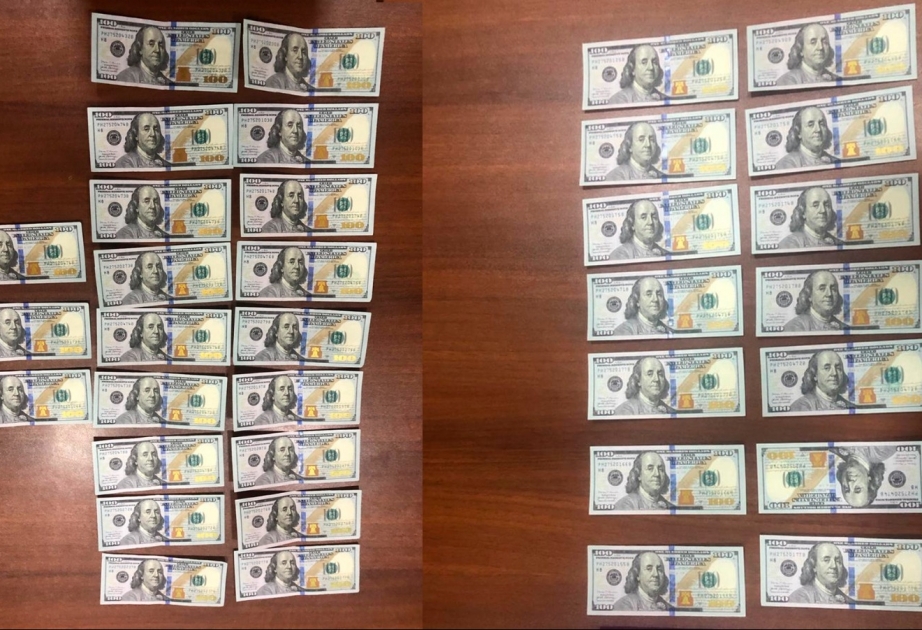 Bakıda saxta dollar satan dəstə saxlanılıb VİDEO