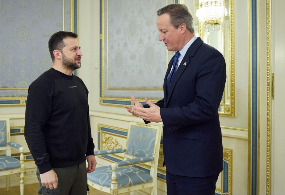 Neuer britischer Außenminister Cameron besucht die Ukraine