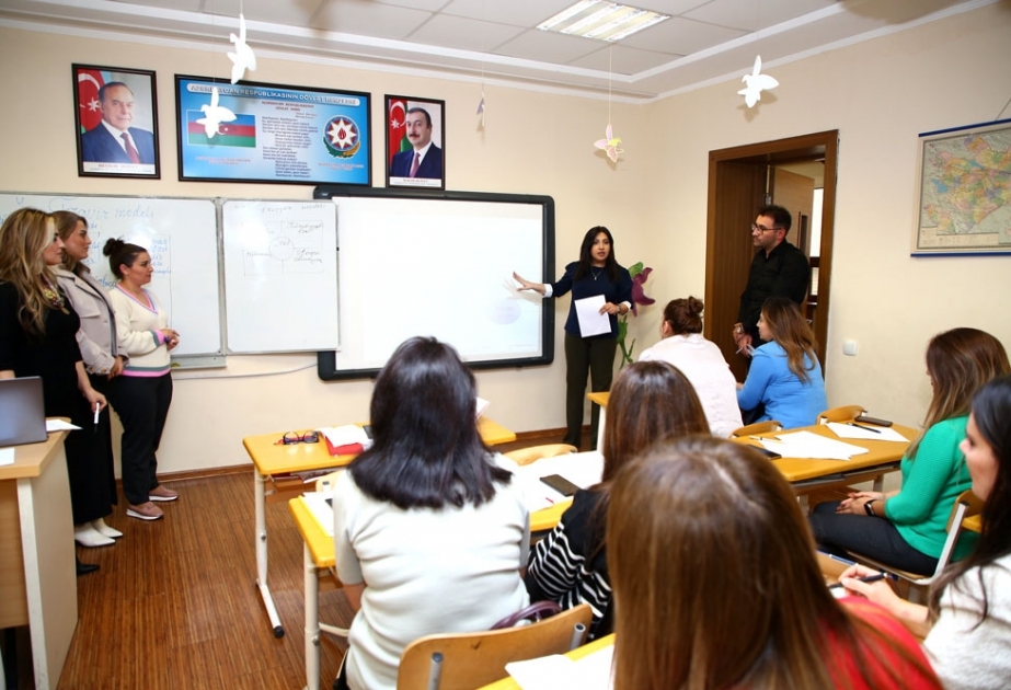 “Yeniləşən məktəb” pilot layihəsi çərçivəsində təlimlər davam edir