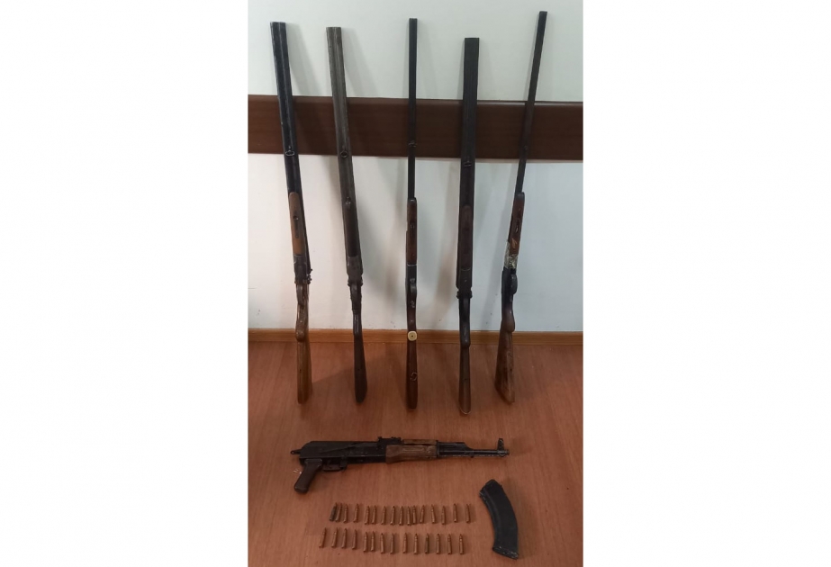 Polis Qusarda sənədsiz silah-sursat aşkarlayıb