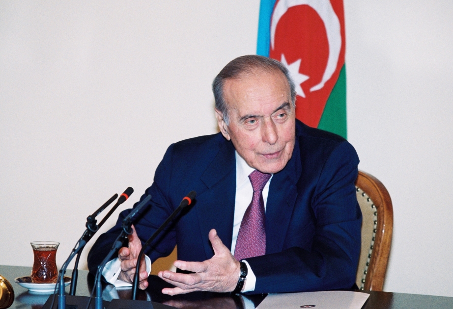 Moments of life given to the people: February 2003