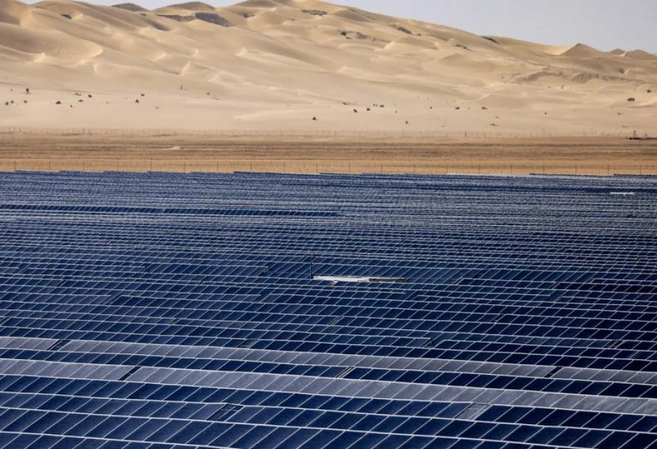 Eine der weltgrößten Solaranlagen in den Vereinigten Arabischen Emiraten eingeweiht