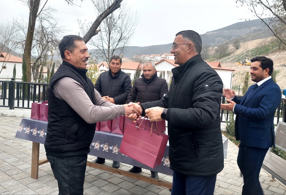 Zabuxda daha 25 ailəyə evlərinin açarları təqdim olunub  YENİLƏNİB FOTO